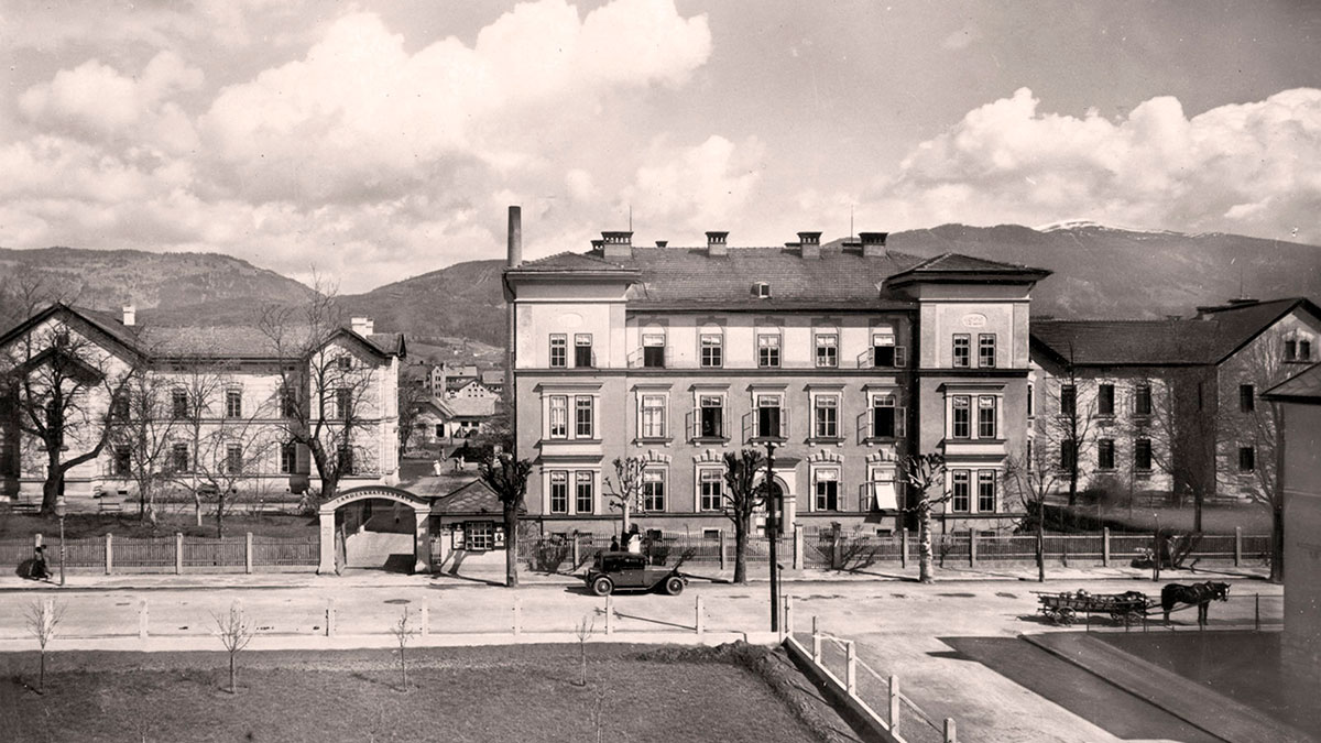 Alte Ansicht des LKH Villach.